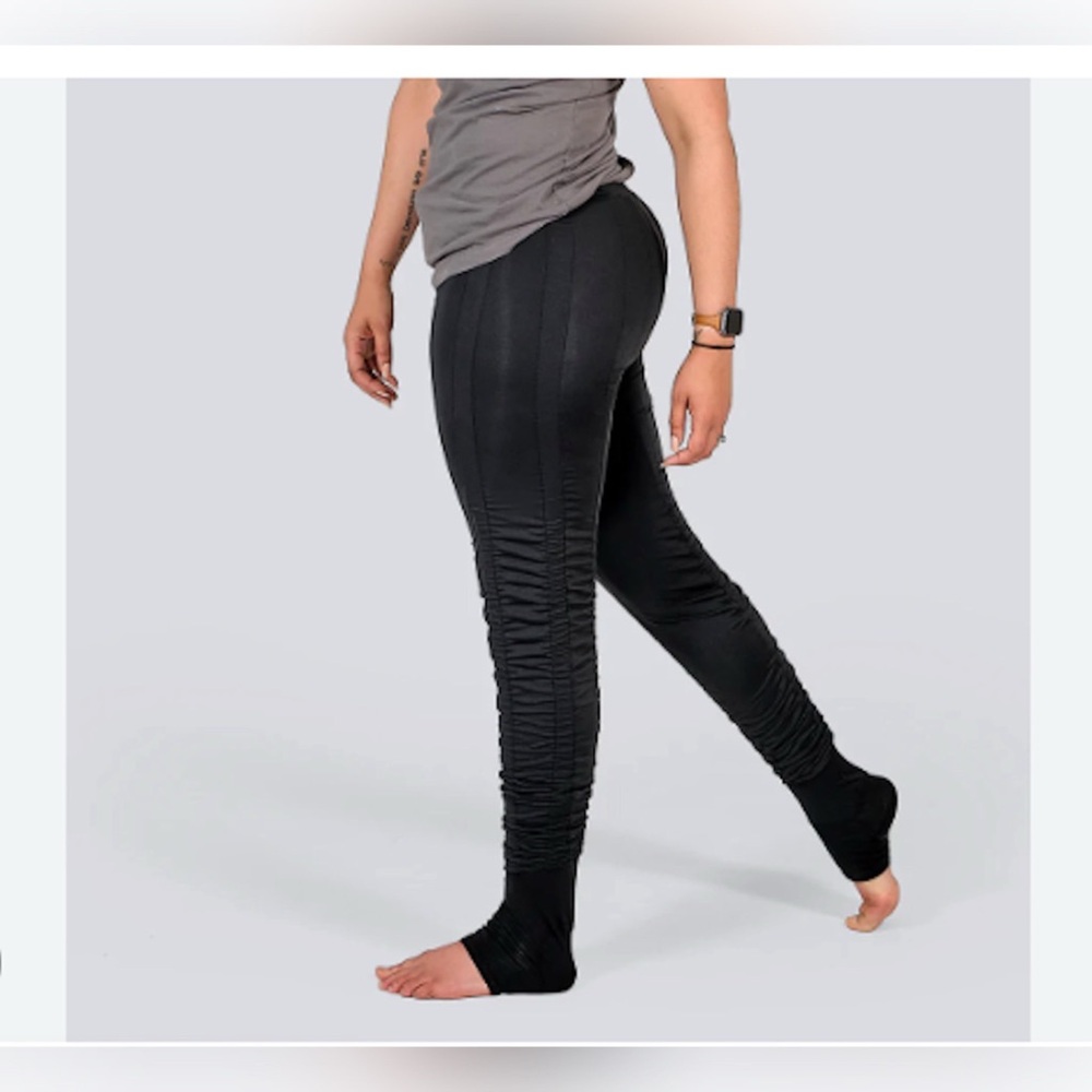 Black Ruched Leggings